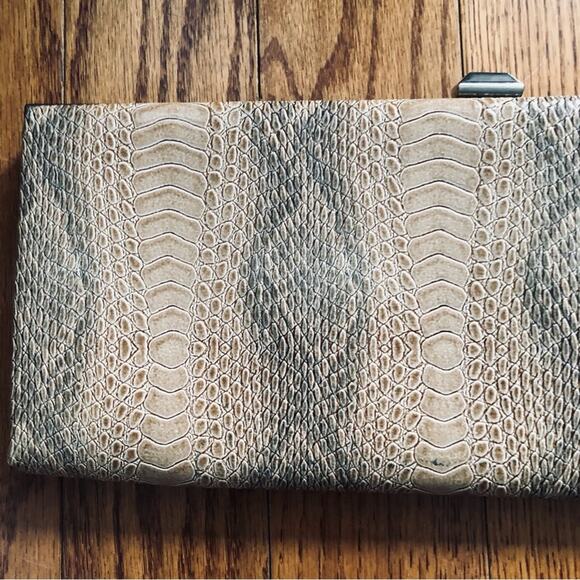 Hobo International Pink Neutral Clutch removable strap Crossbody Handbag - Picture 4 of 12